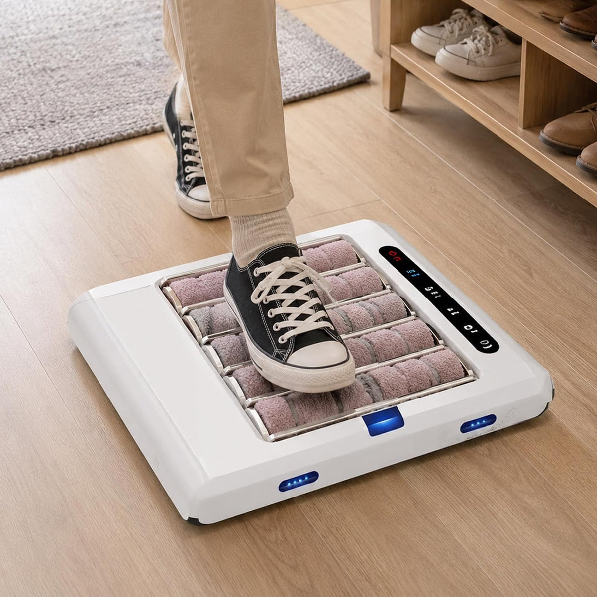 AETEREOS Produits nettoyants pour chaussures, 350 x 353 x 53 mm, ≤ 50 dB, 50 dB, ABS, Blanc, Nettoyeur Automatique de Semelles